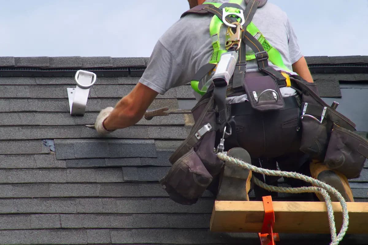 What Happens During a Roof Inspection? image