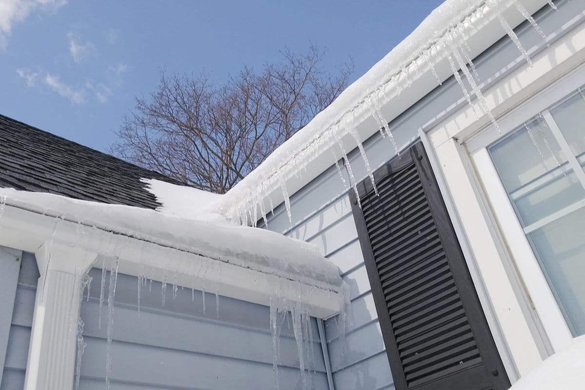 Blog post What Affects Roof Lifespan in Central Kentucky? image